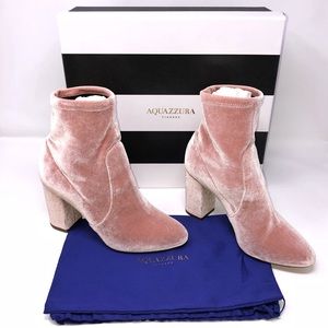AQUAZZURA | like NEW Rare VELVET ANKLE BOOTIES 37